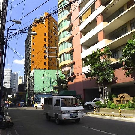 Lokal Hostel San Pedro Makati Eksteriør billede