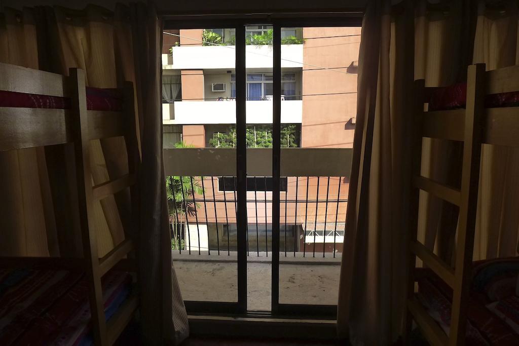 Lokal Hostel San Pedro Makati Værelse billede