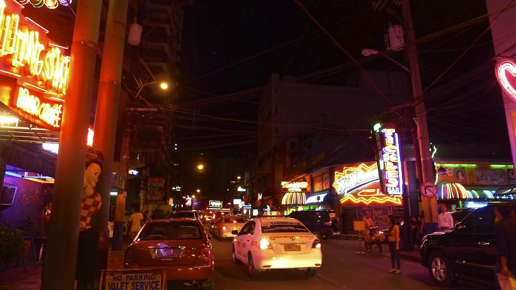 Lokal Hostel San Pedro Makati Eksteriør billede