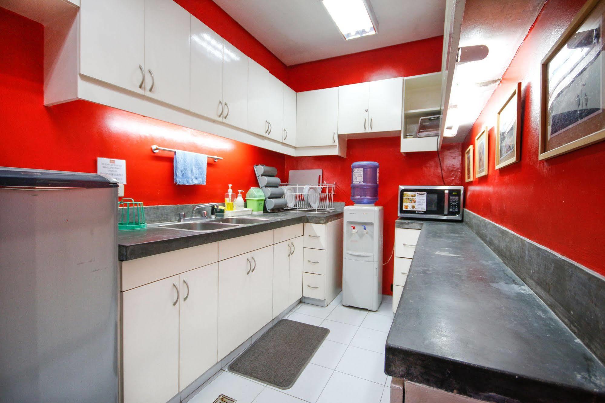 Lokal Hostel San Pedro Makati Eksteriør billede