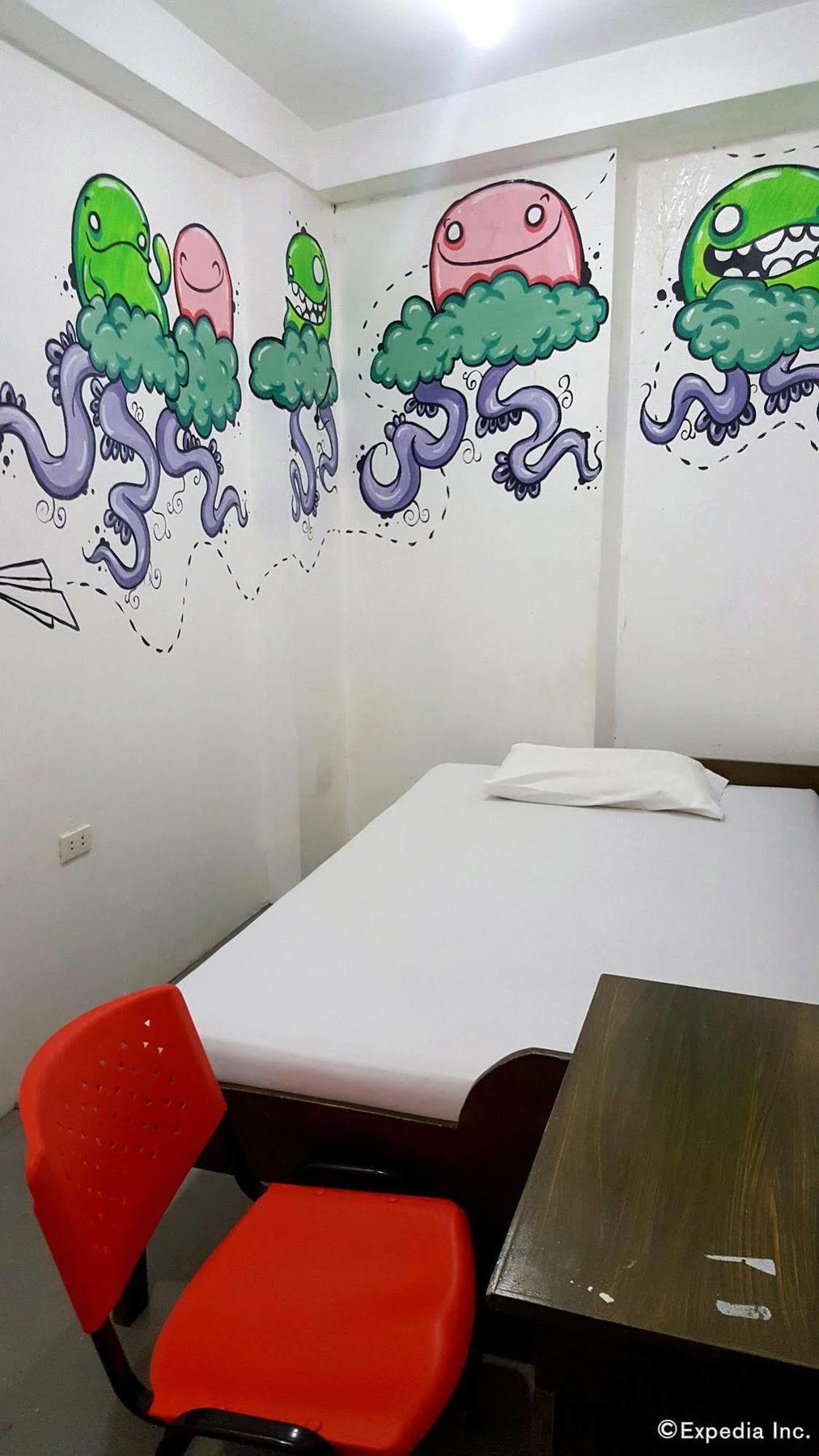Lokal Hostel San Pedro Makati Eksteriør billede