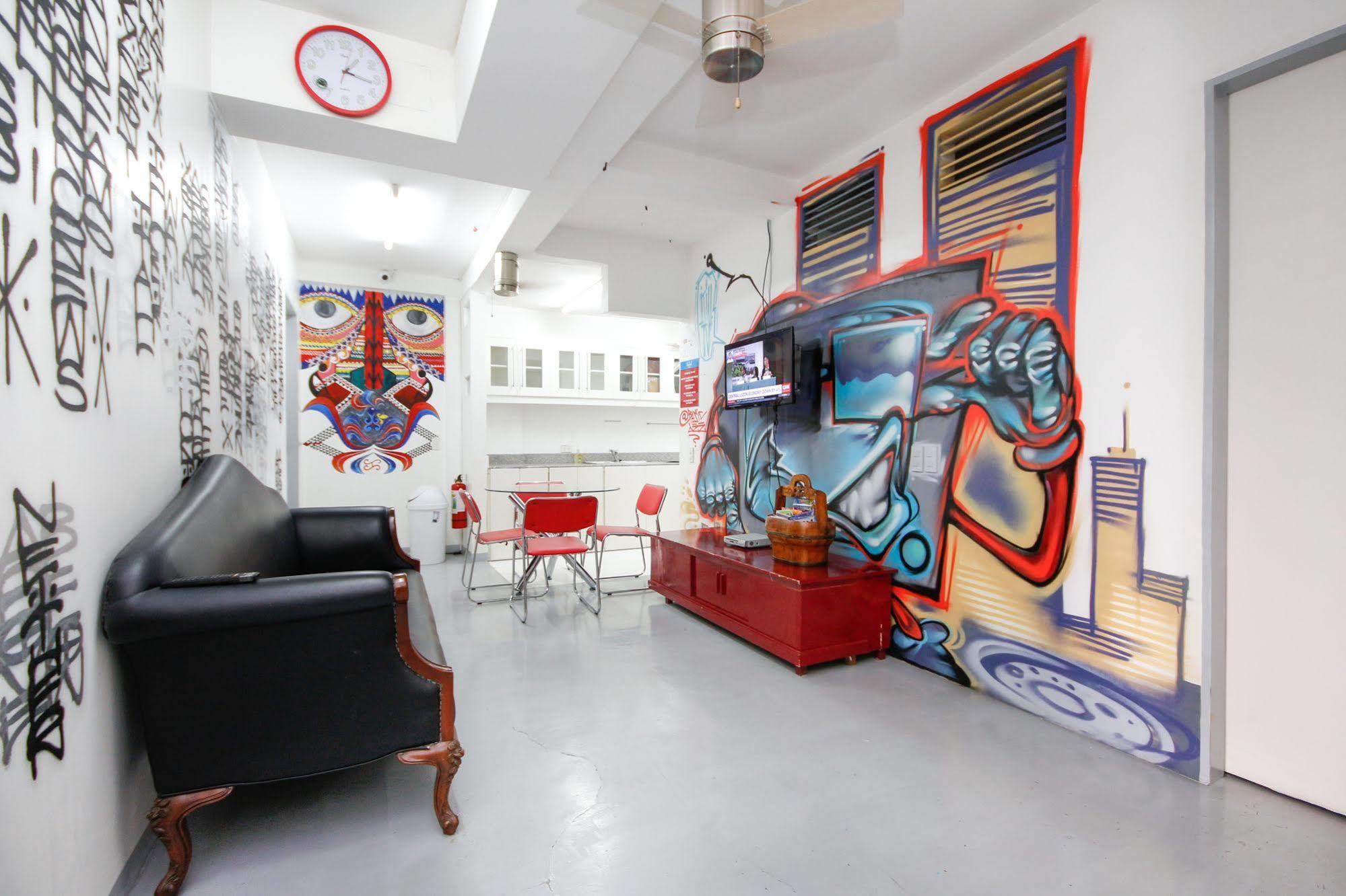 Lokal Hostel San Pedro Makati Eksteriør billede