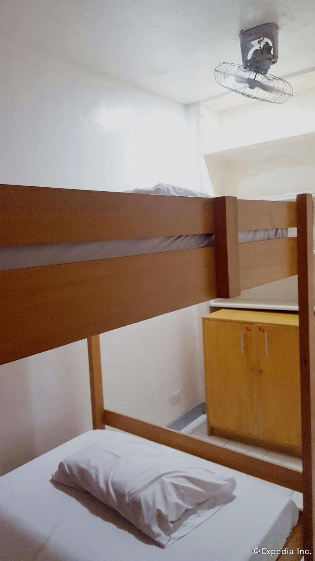 Lokal Hostel San Pedro Makati Eksteriør billede