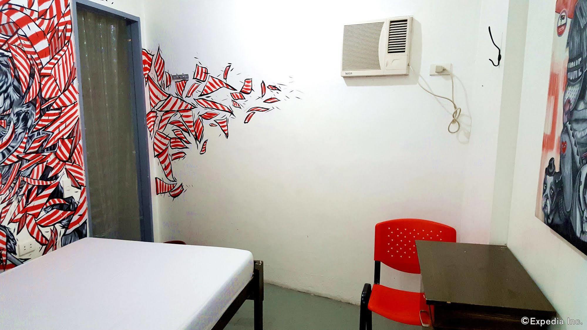 Lokal Hostel San Pedro Makati Eksteriør billede